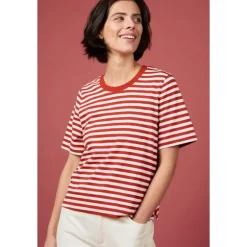 Seasalt Cornwall Copseland T-Shirt in GOTS-Certified Organic Cotton Jersey | Women T-shirts